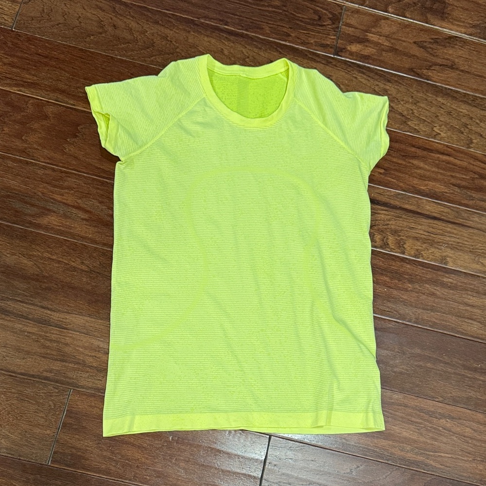 Lululemon Athletica Yellow/Heathered Women’s Tee